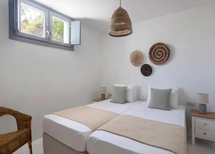 Fryni, Private Pool & Seaview By Naxos Dunes *