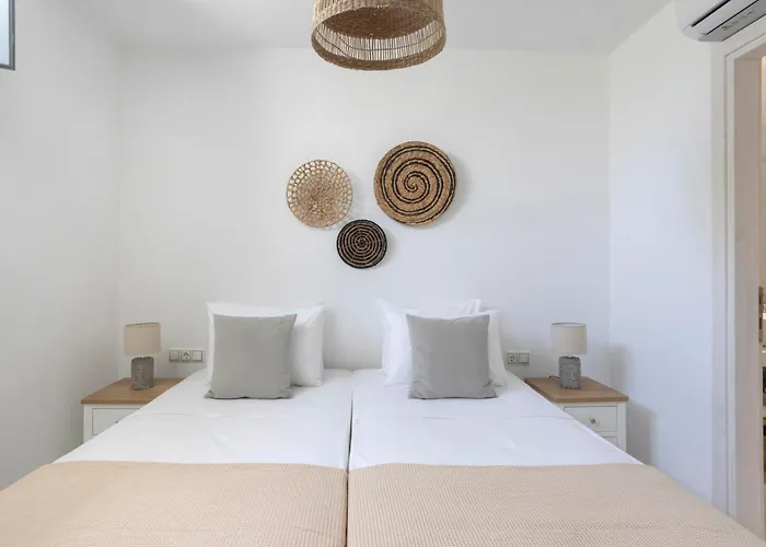 Villa Fryni, Private Pool & Seaview By Naxos Dunes Kastrákion